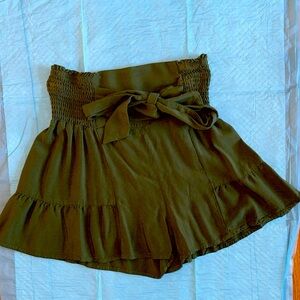 Flowy green shorts